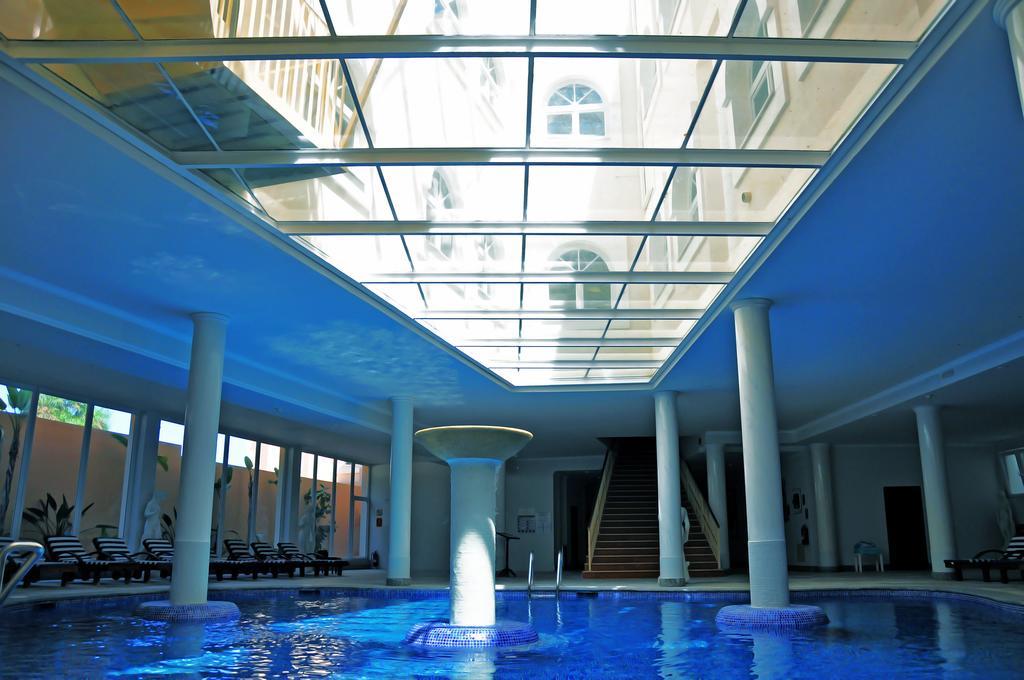 Grand Hotel Palladium Santa Eulalia del Río Esterno foto