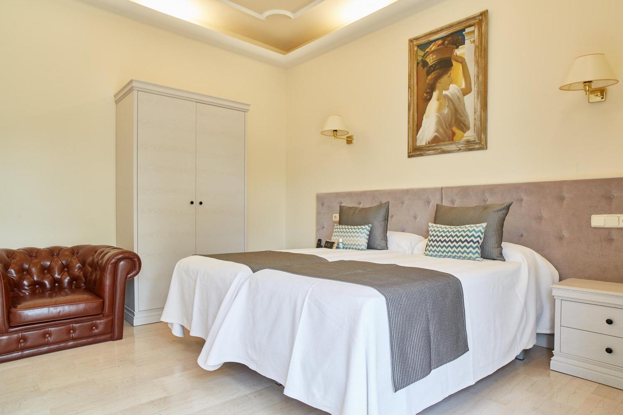 Grand Hotel Palladium Santa Eulalia del Río Esterno foto