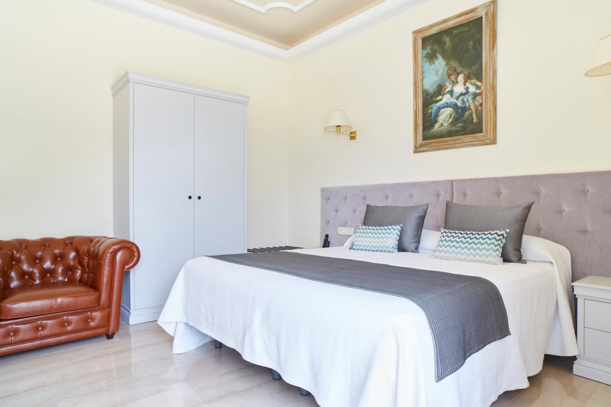 Grand Hotel Palladium Santa Eulalia del Río Esterno foto