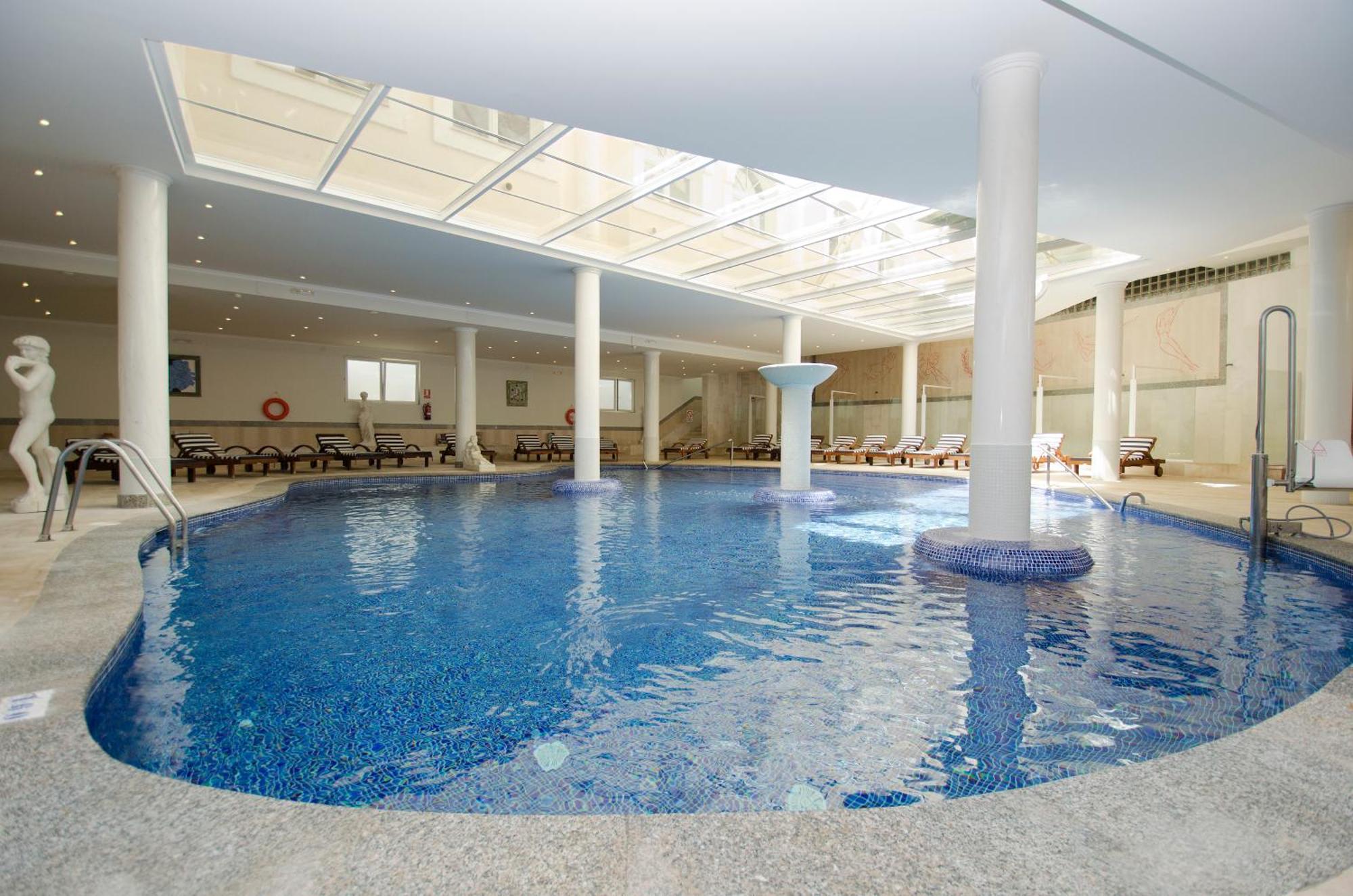 Grand Hotel Palladium Santa Eulalia del Río Esterno foto